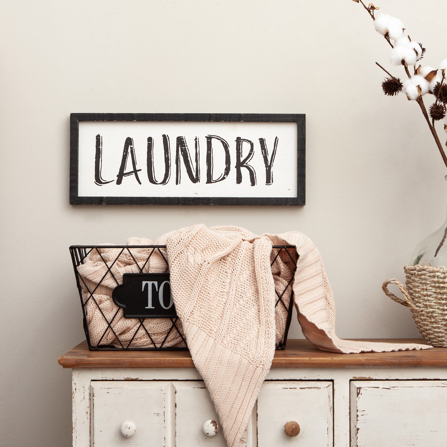 Laundry Wall Sign with Cute Calligraphy - Nikky Home